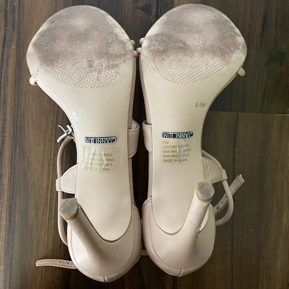 Strappy heels bundle - Picture 4 of 7